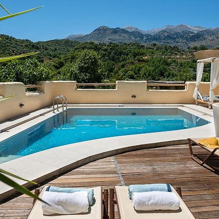 Verekinthos Villas Yerolákkos Exterior foto