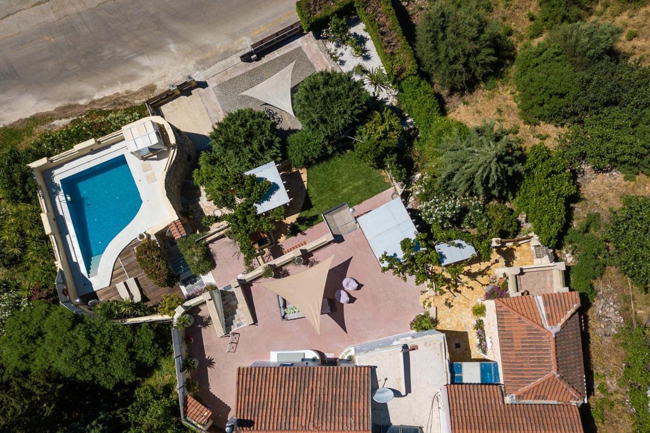 Verekinthos Villas Yerolákkos Exterior foto