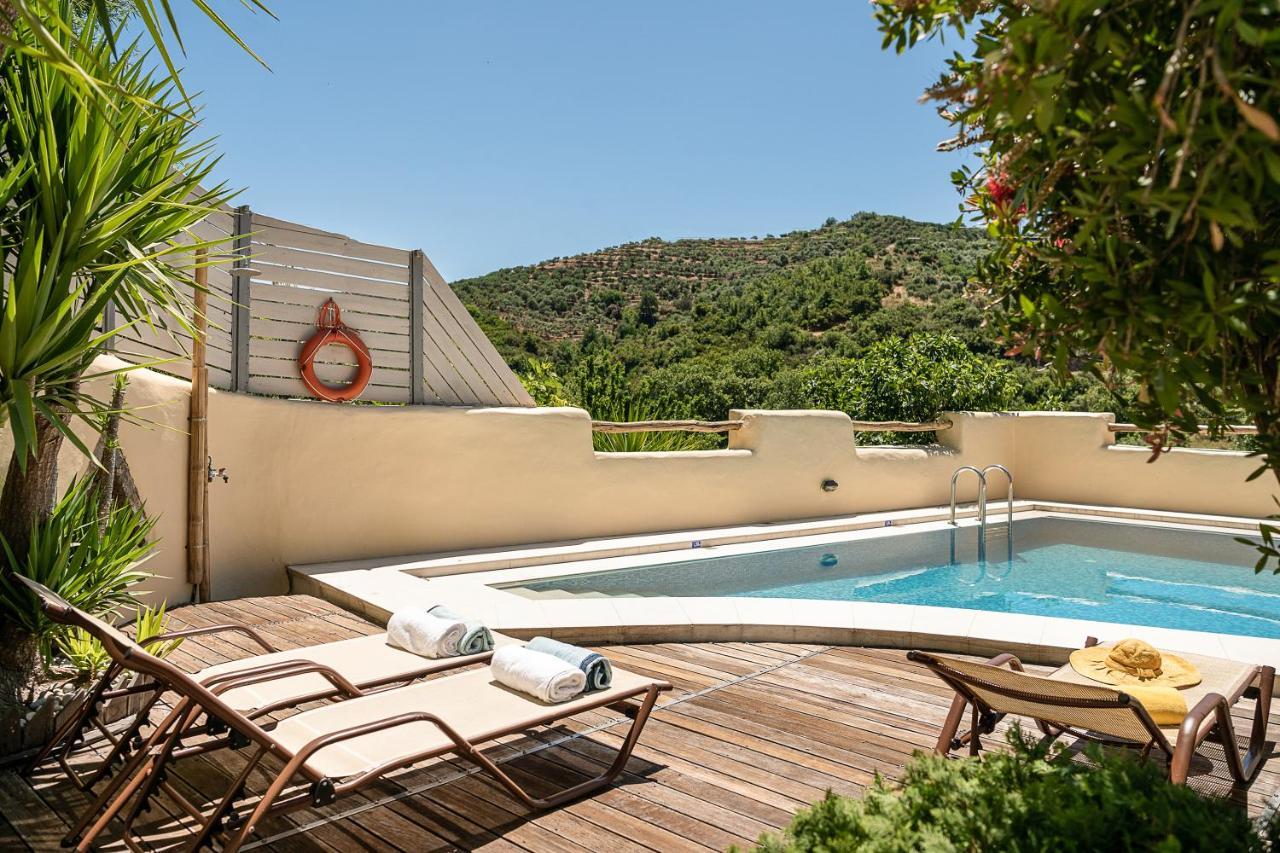 Verekinthos Villas Yerolákkos Exterior foto