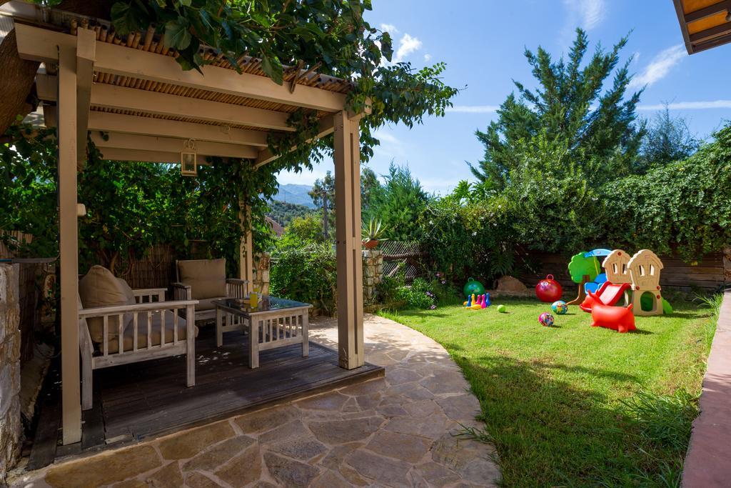 Verekinthos Villas Yerolákkos Exterior foto