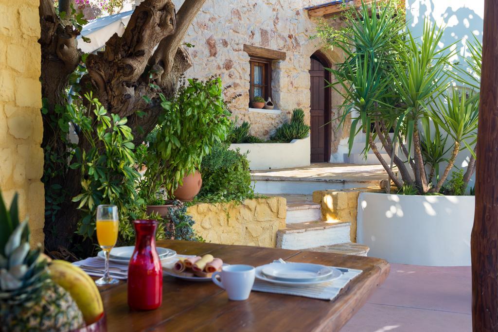 Verekinthos Villas Yerolákkos Exterior foto